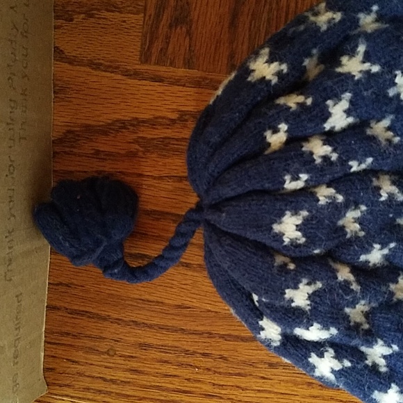 Wavy Stars and Stripes Hat - Picture 2 of 7